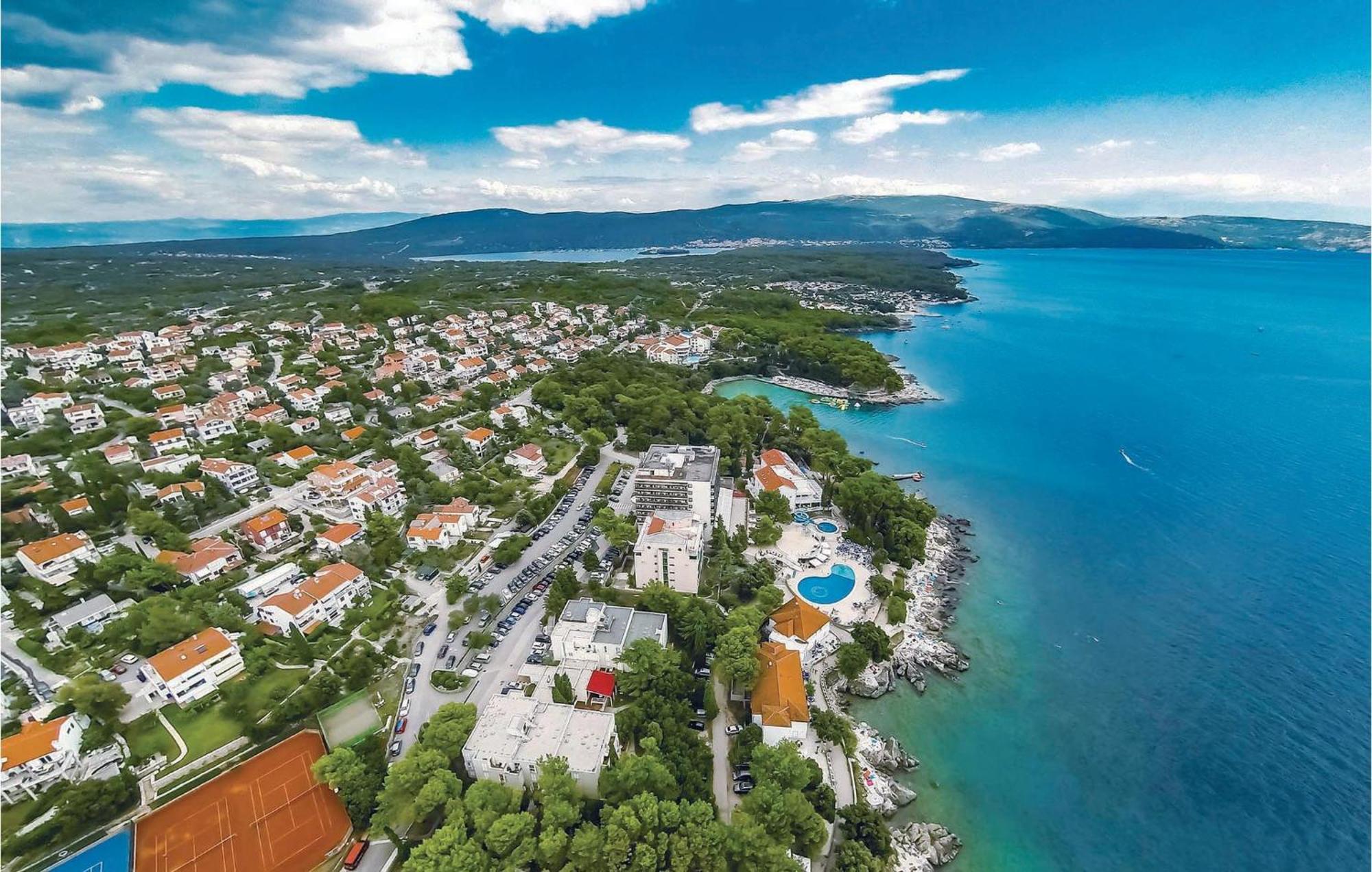 Gorgeous Apartment In Cizici With House Sea View Bagian luar foto